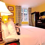 The Ambassador Heathrow Hotel
