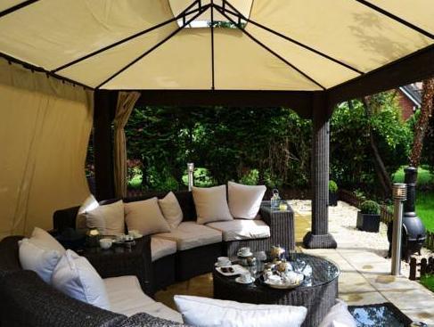 Guest house The Ambassador Heathrow 3*