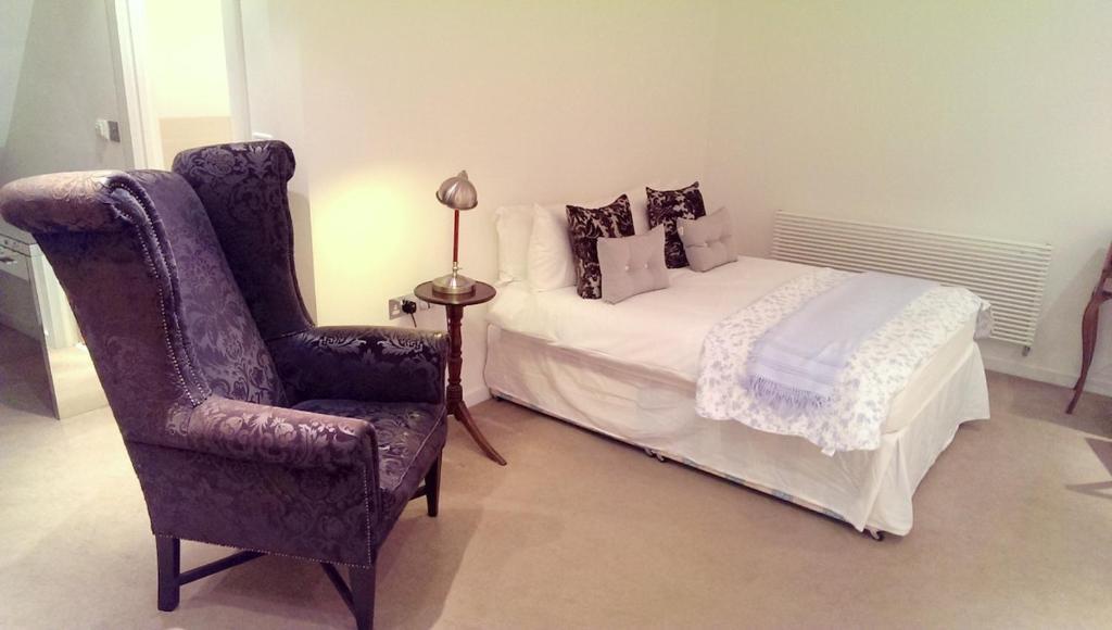 Guest house The Ambassador Heathrow Hillingdon